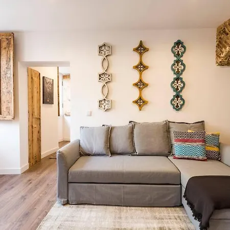 Apartment Ola - Castelo Iii