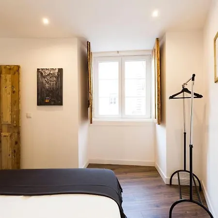 Ola - Castelo Iii * Lisbona