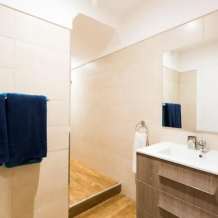 Ola - Castelo Iii * Лиссабон