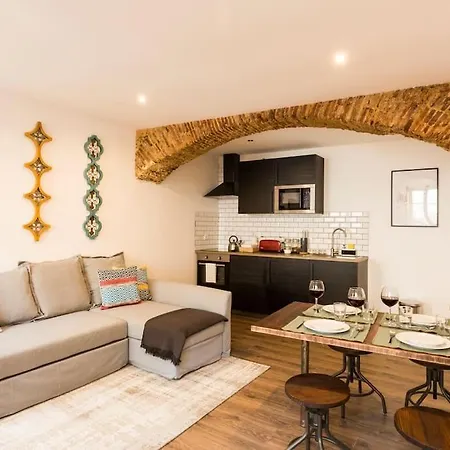 Ola - Castelo Iii Лиссабон